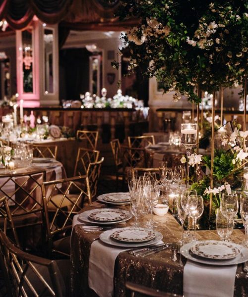 interior-romantic-restaurant-modern-design-classic-style_8353-9909